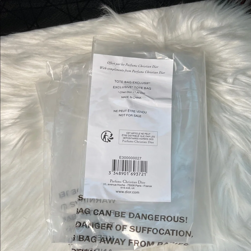 Dior Limited Edition Beauty Black Mesh Tote Bag NWOT - Picture 4 of 17